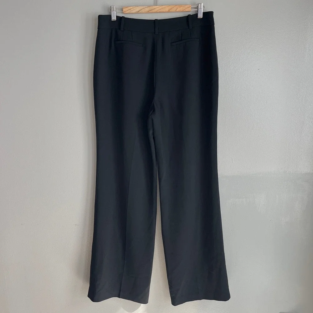 Ann Taylor very good